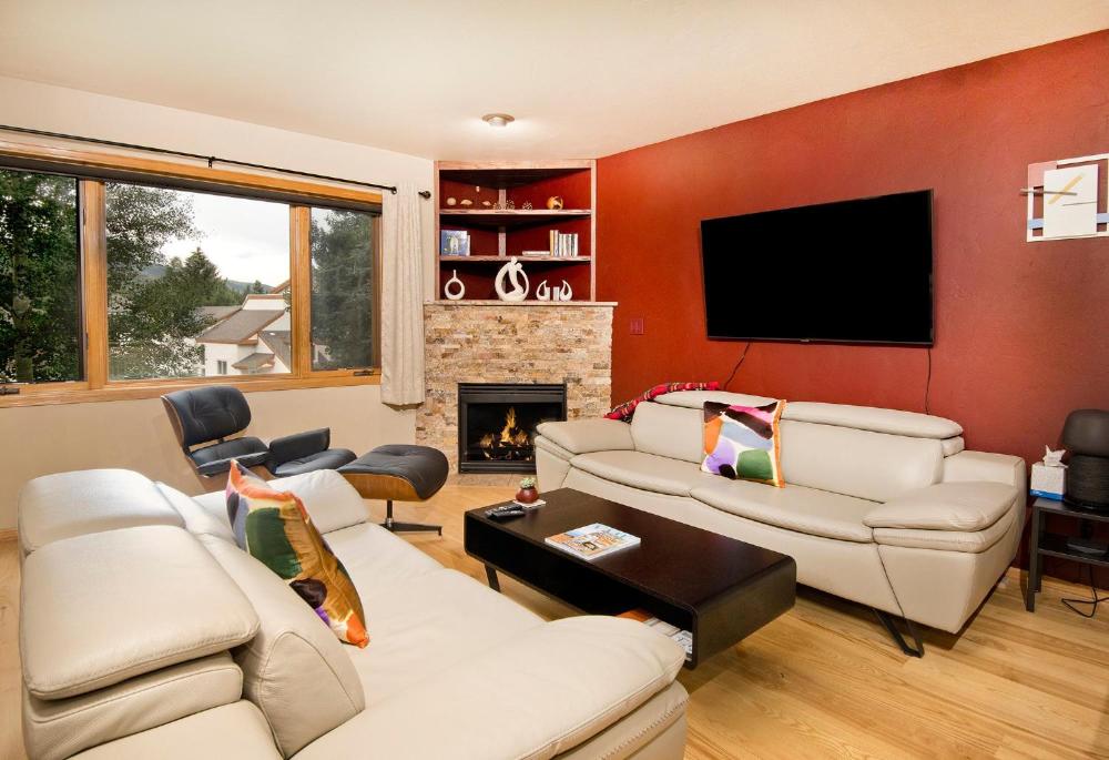 Three-Bedroom Apartment interior